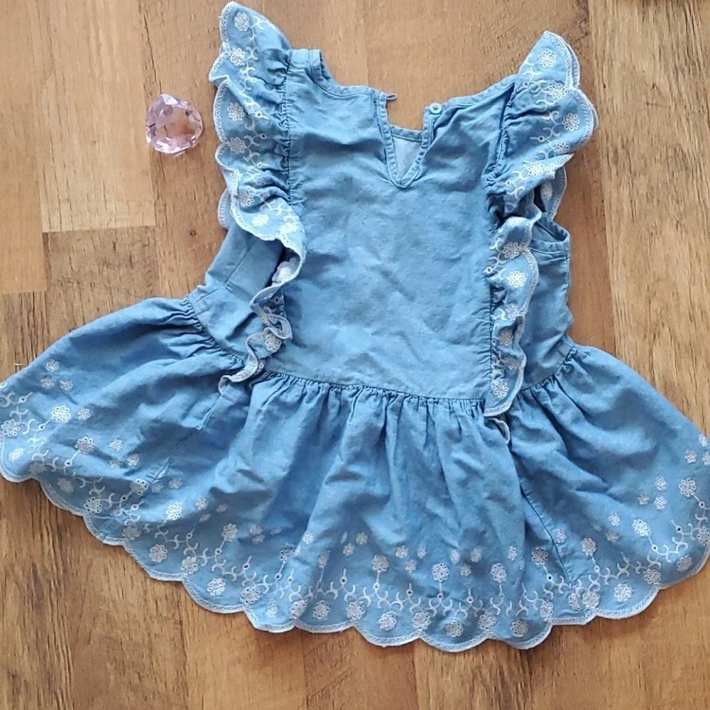 BCBGirls Denim Look Embroidered Blue‎ Top Size Medium